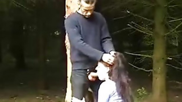 Amateur wench is in the park sucking strangers dick