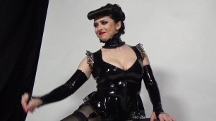 Mistress Bella Lugosi - Video - BTS