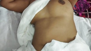 Tamil Widow aunty sex in hotel loud moaning